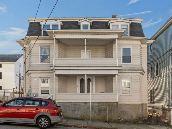 105 Park St, Fall River, MA 02721