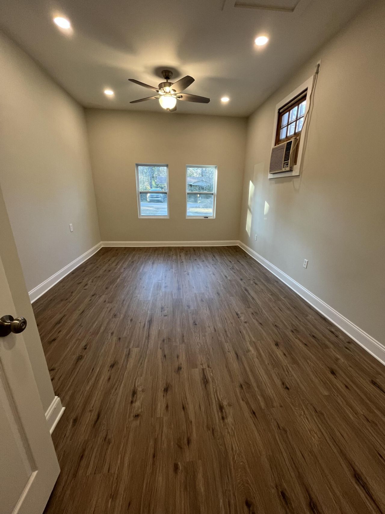 115 Donna Drive Photo 24