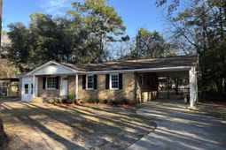 115 Donna Drive photo 4