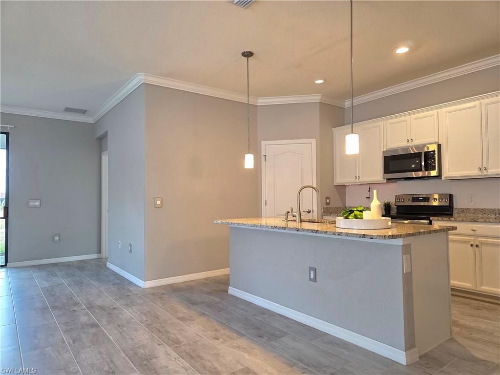 11559 Shady Blossom Dr, Fort Myers, FL 33913 Photo