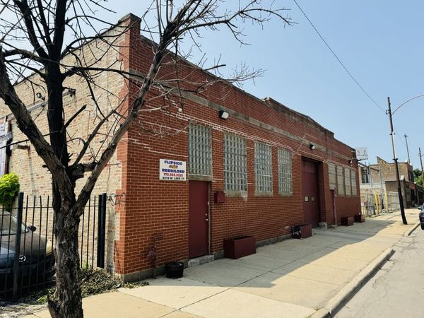 4519 W Lake Street, Chicago, IL 60624