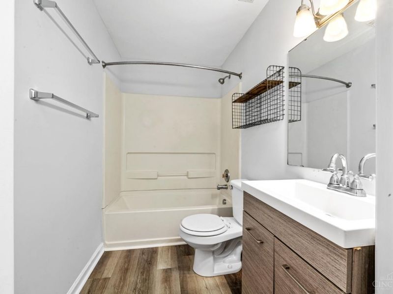 3213 Vine Street, Cincinnati, OH 45220 Photo 20