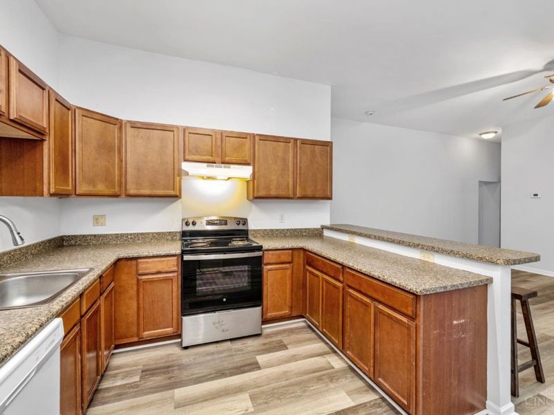 3213 Vine Street, Cincinnati, OH 45220 Photo 6