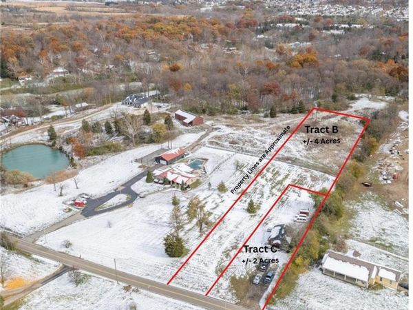 1 Green Apple Road, Miami Twp, OH 45342