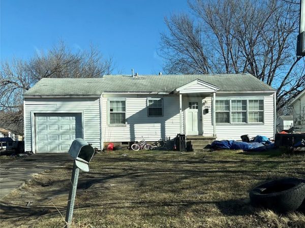 1961 N Florence Avenue, Tulsa, OK 74110