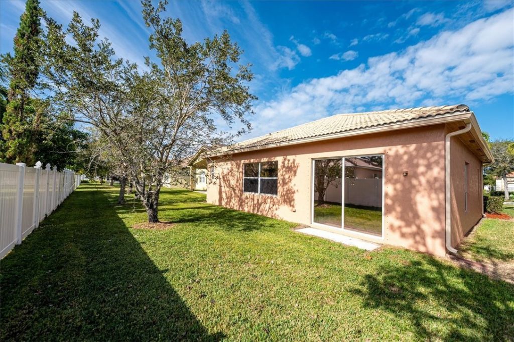6217 Spring Lake Terrace, Fort Pierce, FL 34951 Photo