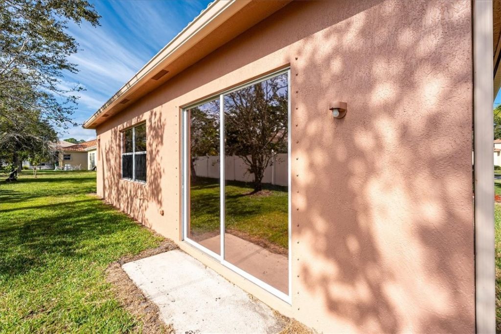 6217 Spring Lake Terrace, Fort Pierce, FL 34951 Photo