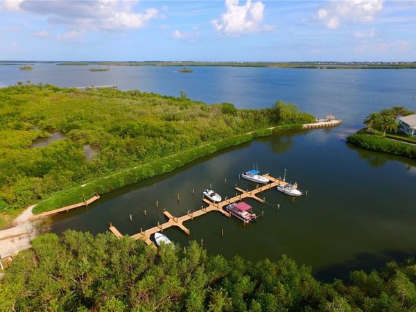9745 N Marina Drive, Sebastian, FL 32958
