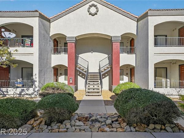 950 Seven Hills Drive, Unit 1812, Henderson, NV 89052