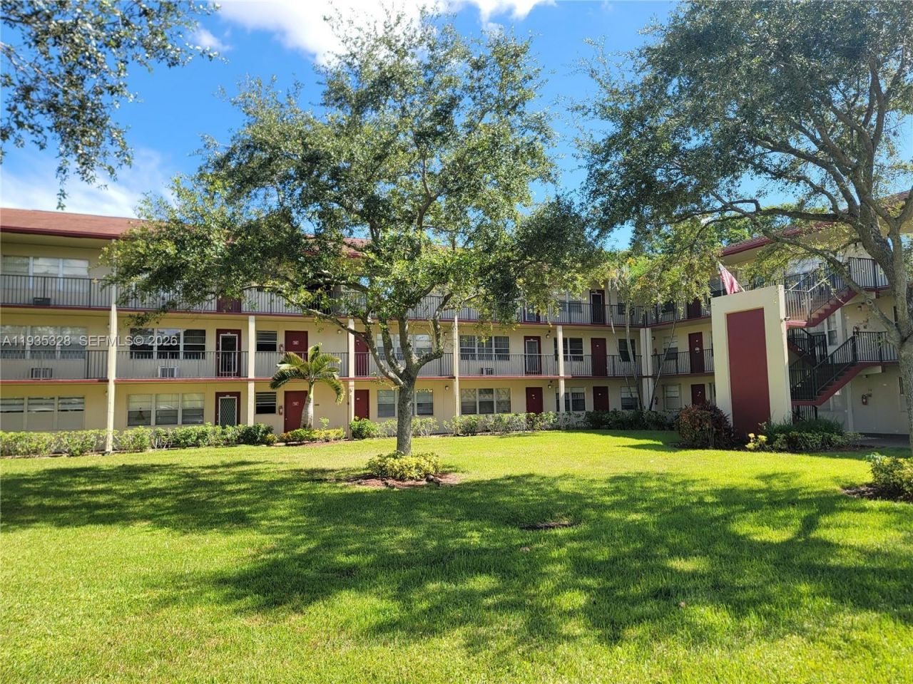 151 SW 134th Way, Unit 312N, Pembroke Pines, FL 33027 Photo