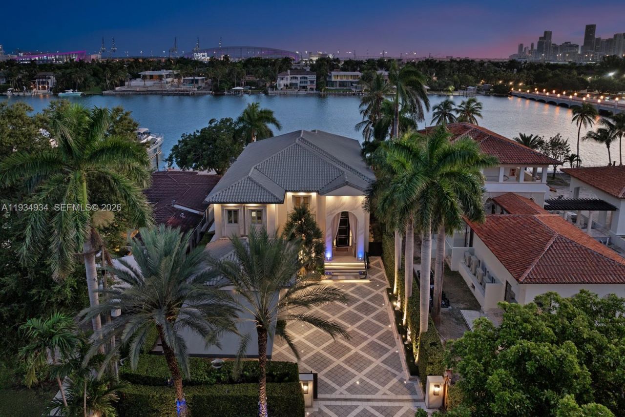 176 S Hibiscus Drive, Miami Beach, FL 33139 Photo