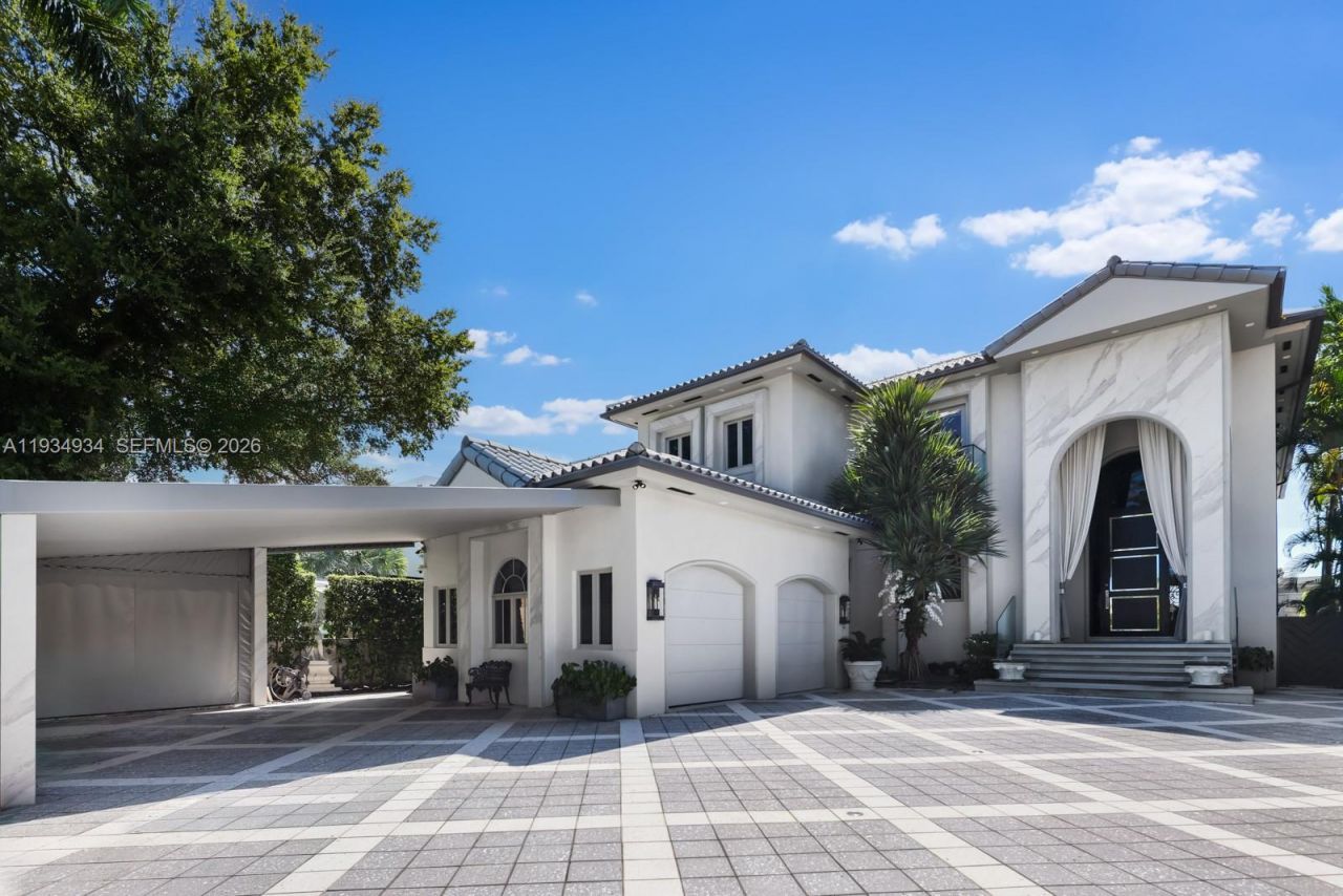 176 S Hibiscus Drive, Miami Beach, FL 33139 Photo