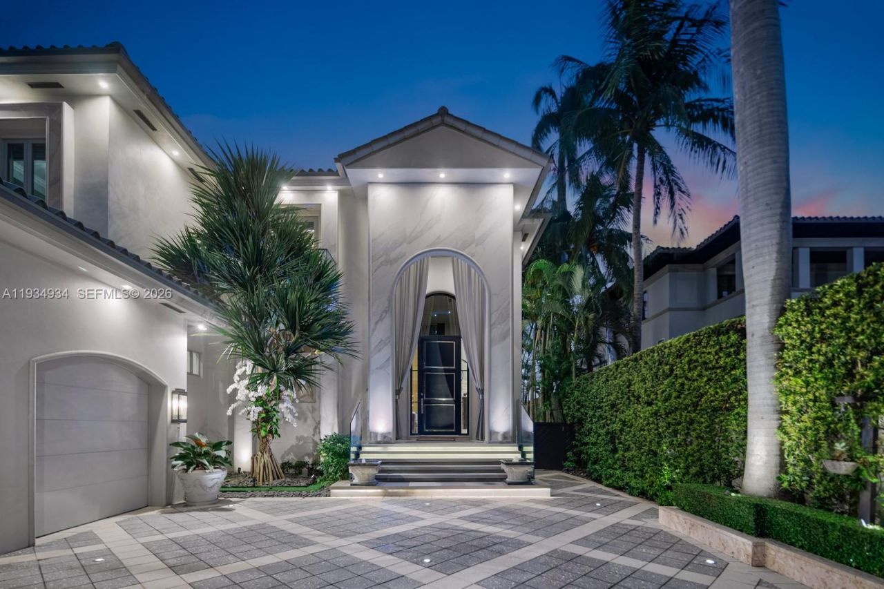 176 S Hibiscus Drive, Miami Beach, FL 33139 Photo