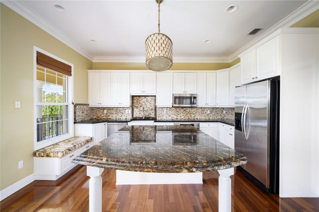 230 Shores Drive, Vero Beach, FL 32963 Photo