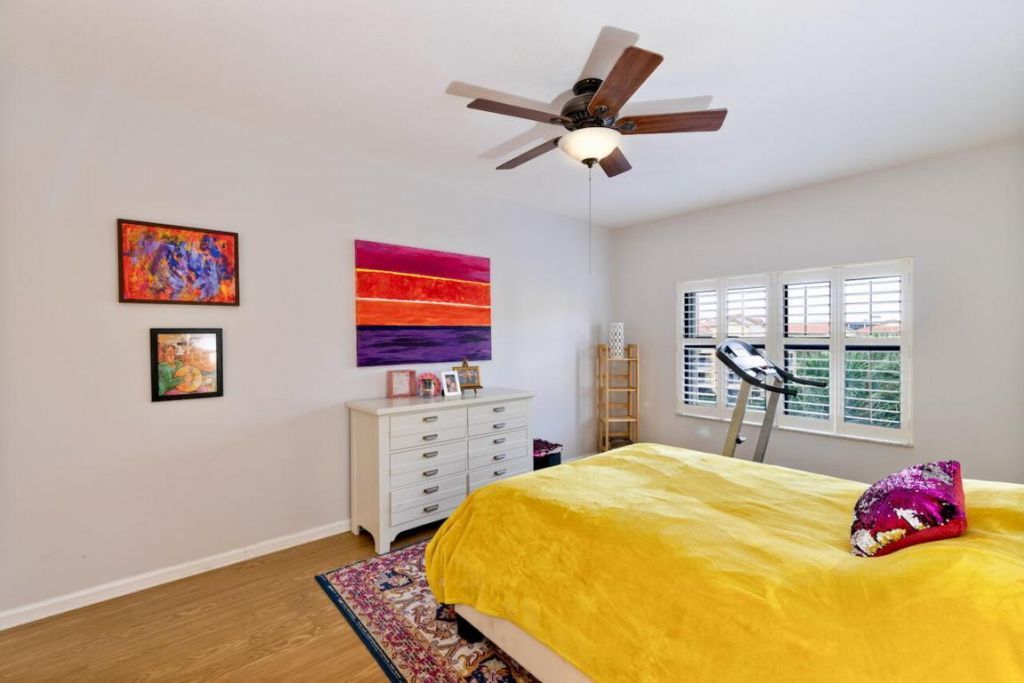 300 Uno Lago Drive, Unit 405, Juno Beach, FL 33408 Photo