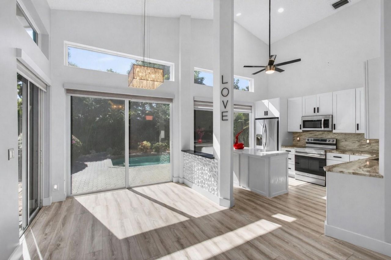 6584 Hampton Cir, Boca Raton, FL 33496 Photo