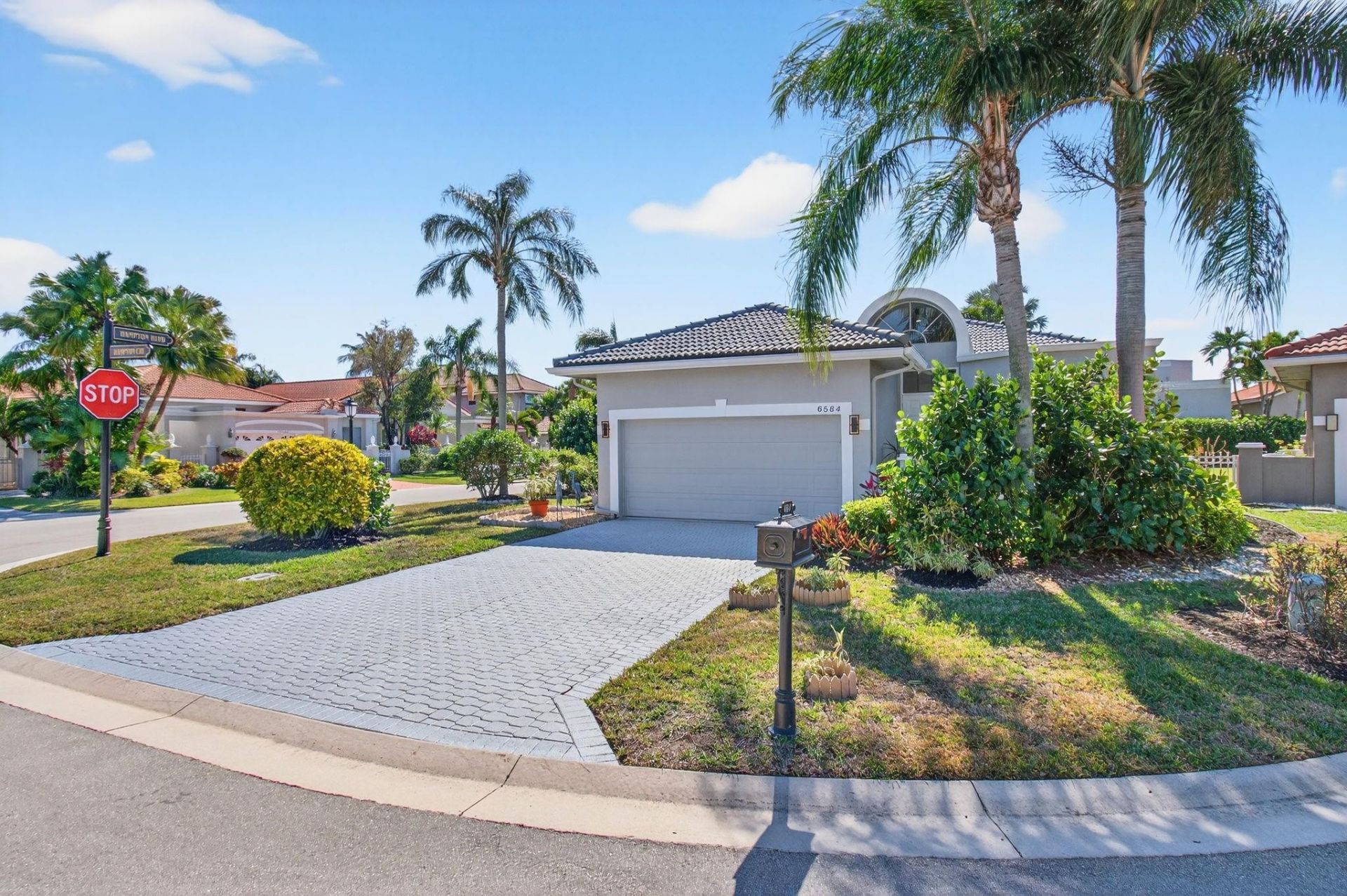 6584 Hampton Cir, Boca Raton, FL 33496 Photo