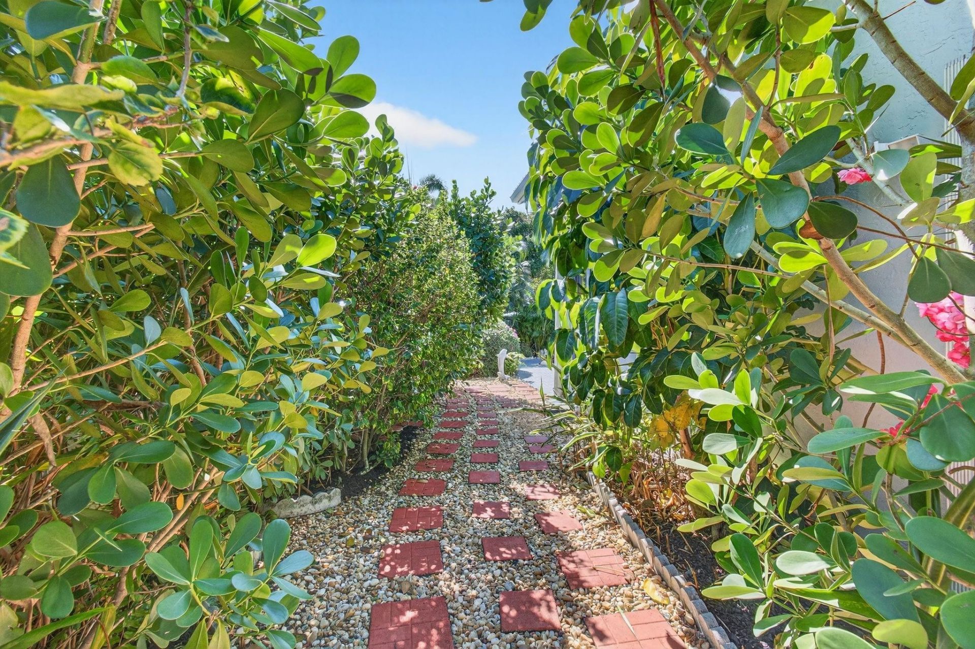 6584 Hampton Cir, Boca Raton, FL 33496 Photo