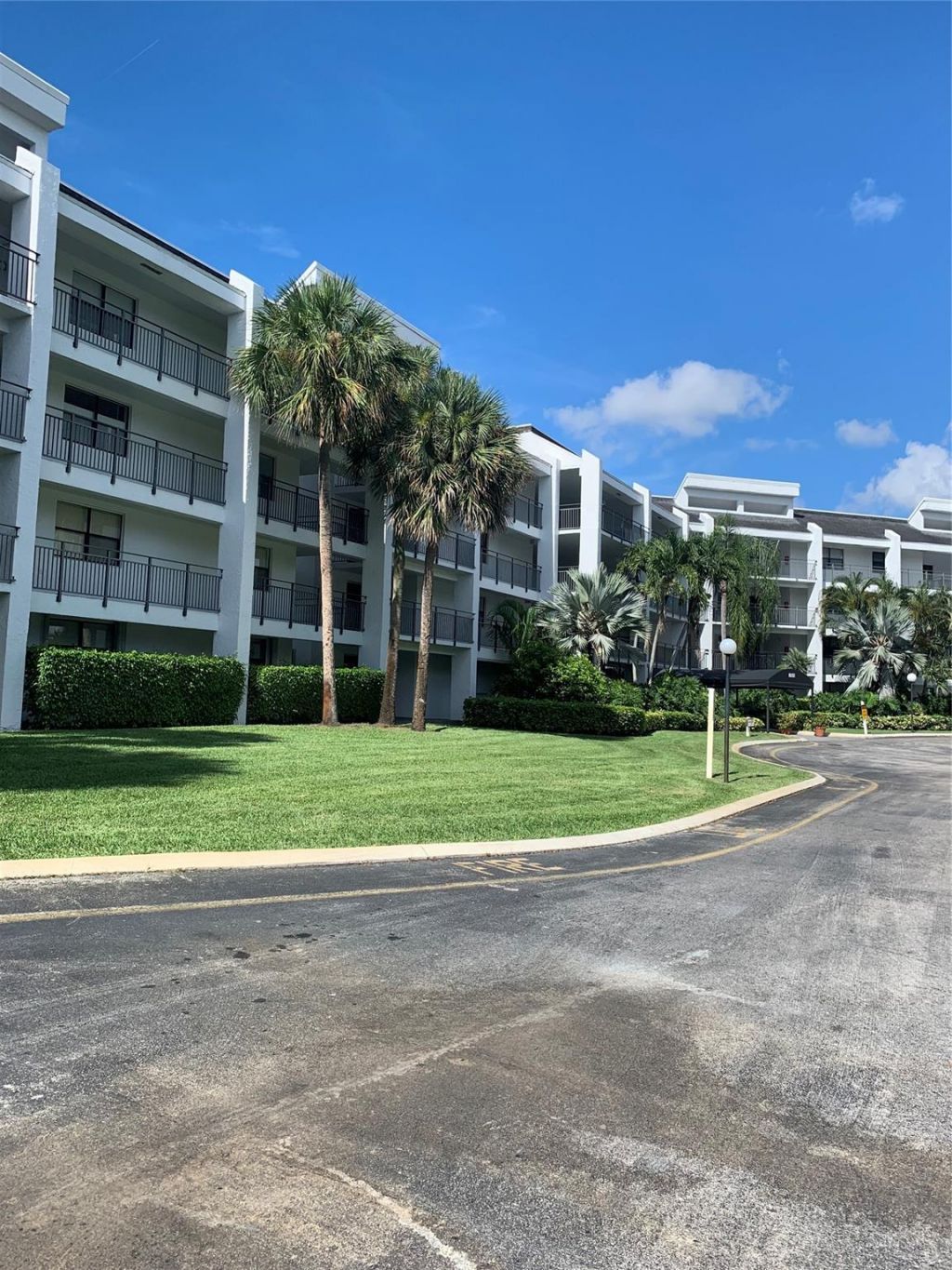 16051 Blatt Blvd, Unit 103, Weston, FL 33326 Photo