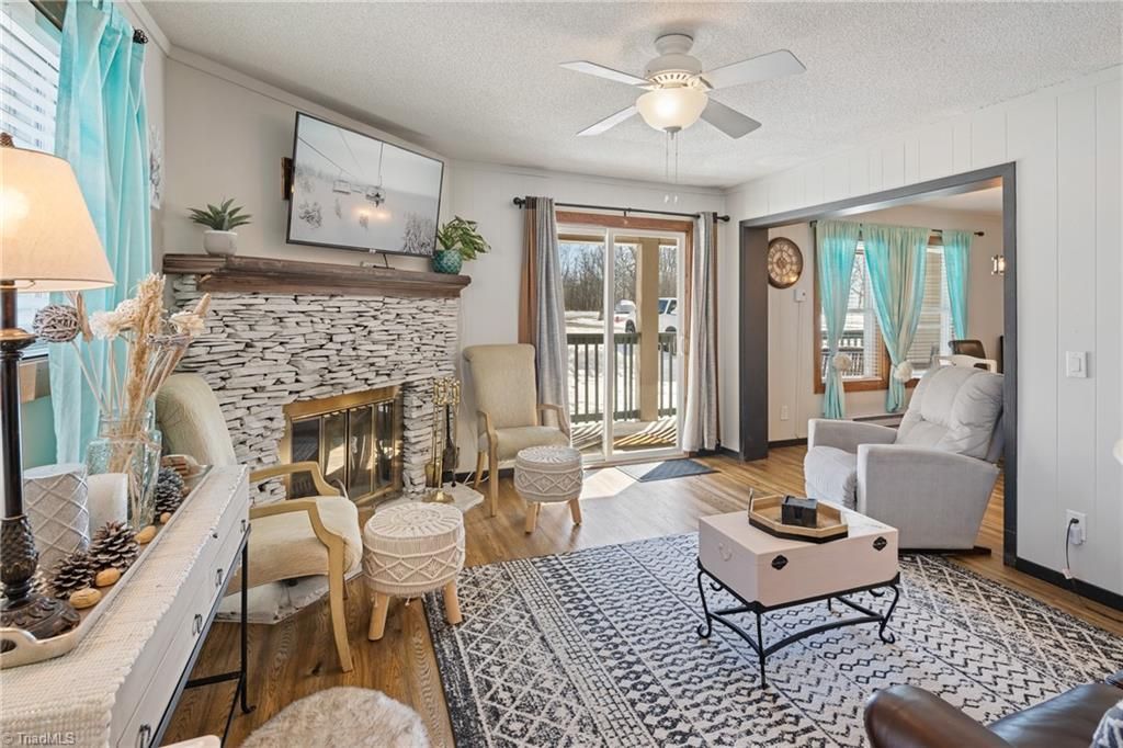 301 Pinnacle Inn Road, Unit 2101, Beech Mountain, NC 28604 Main Photo