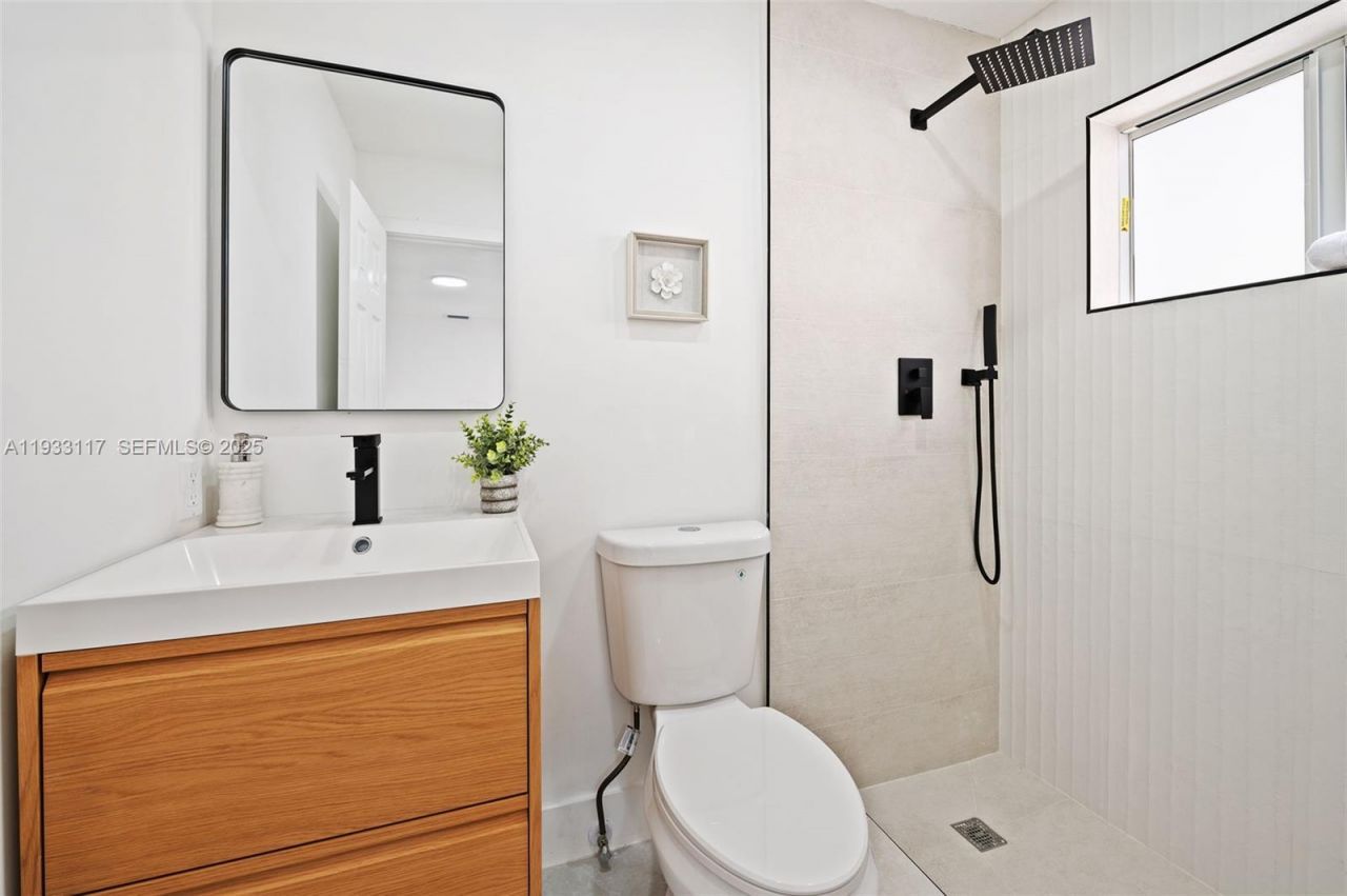 11220 NW 12th Ave, Miami, FL 33168 Photo