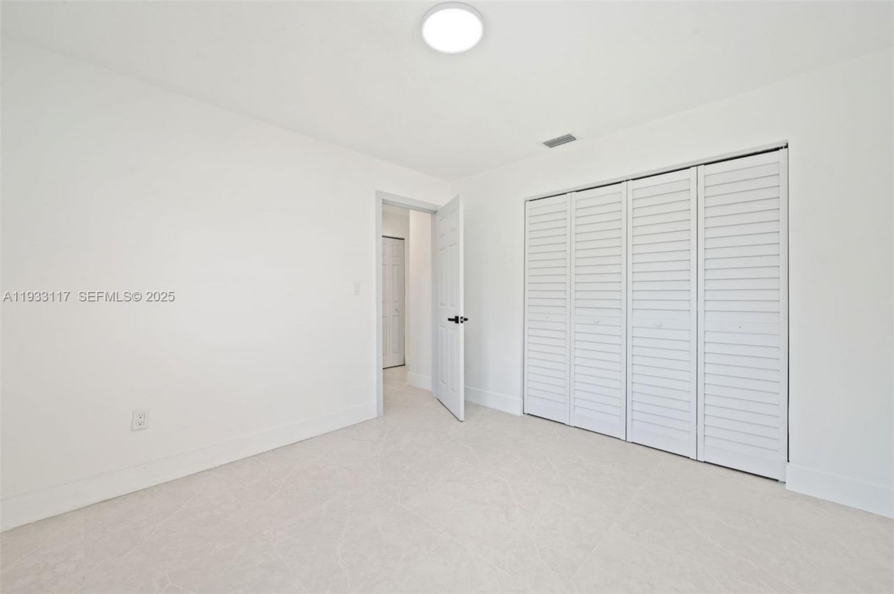 11220 NW 12th Ave, Miami, FL 33168 Photo