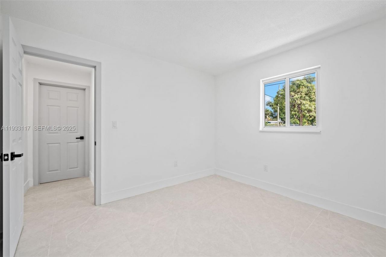 11220 NW 12th Ave, Miami, FL 33168 Photo