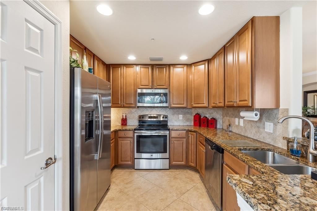17454 Old Harmony Dr, Unit 102, Fort Myers, FL 33908 Photo