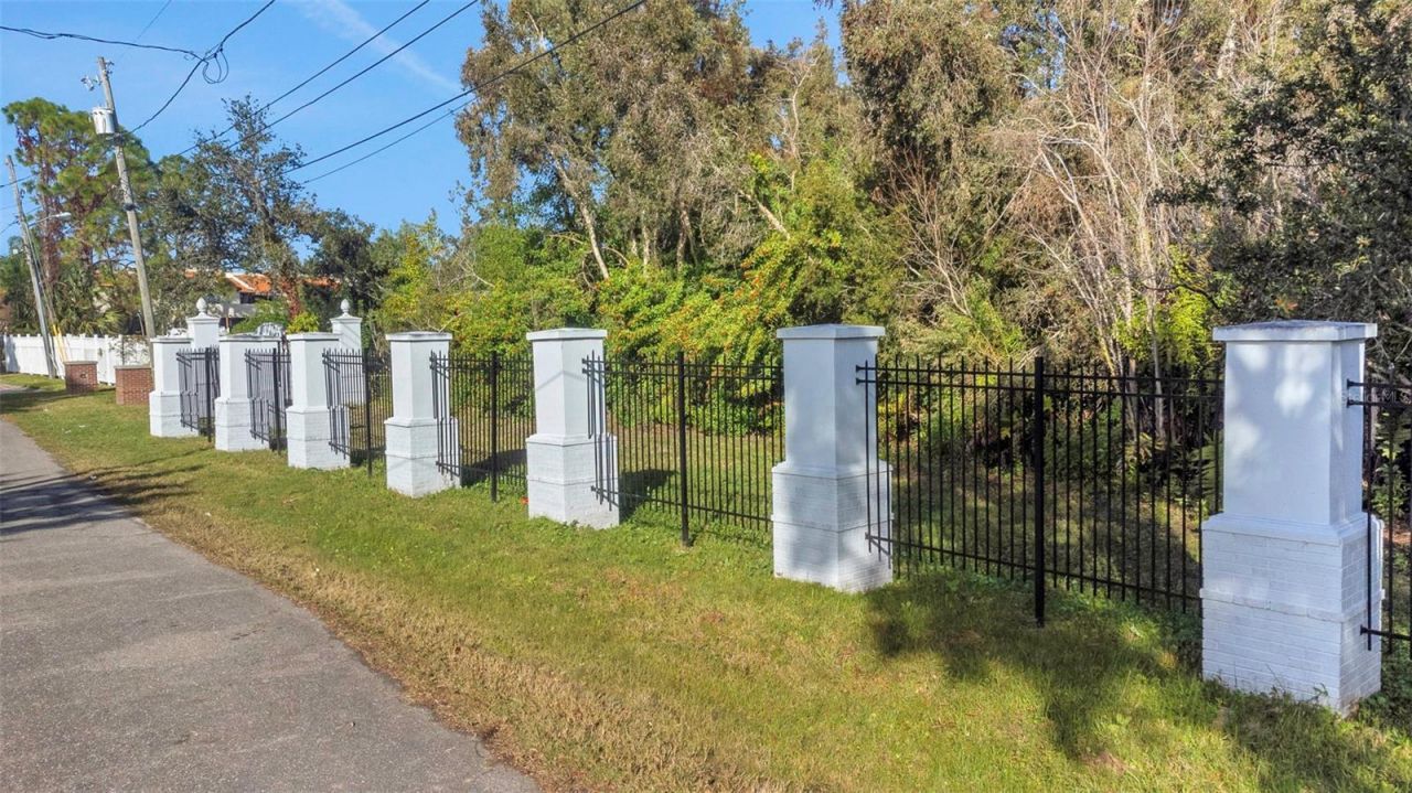 2661 Cyprus Drive, Palm Harbor, FL 34684 Photo