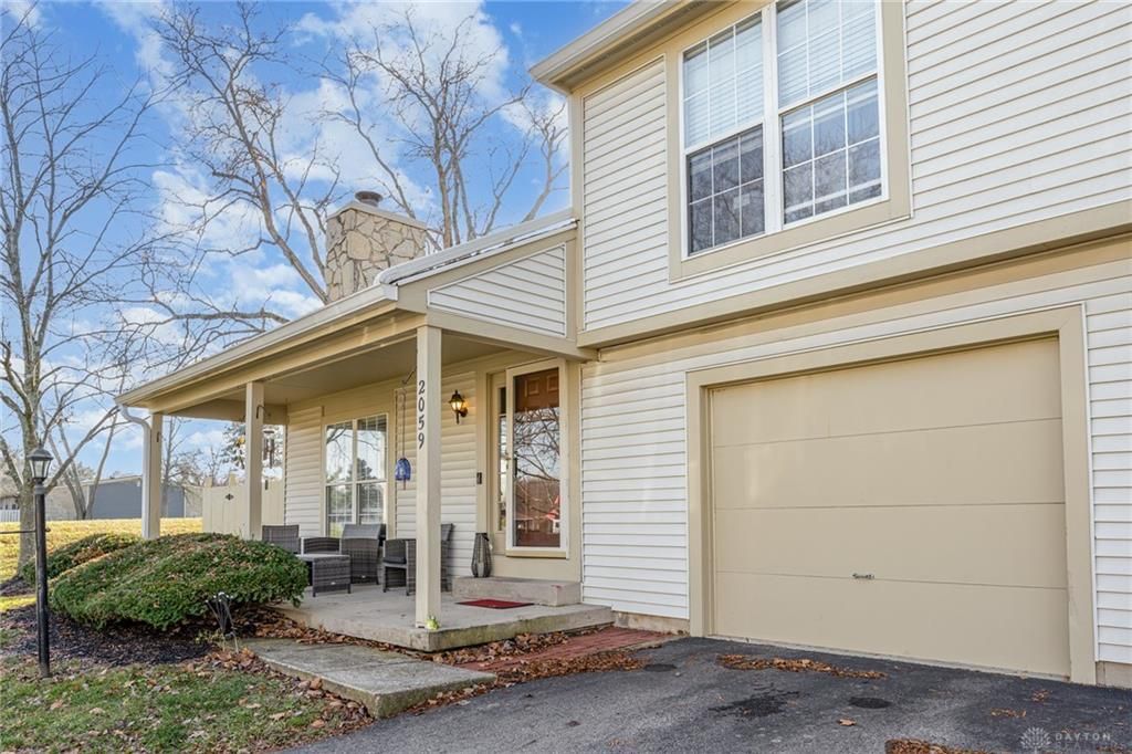 2059 Foxknoll Drive, Dayton, OH 45458 Main Photo