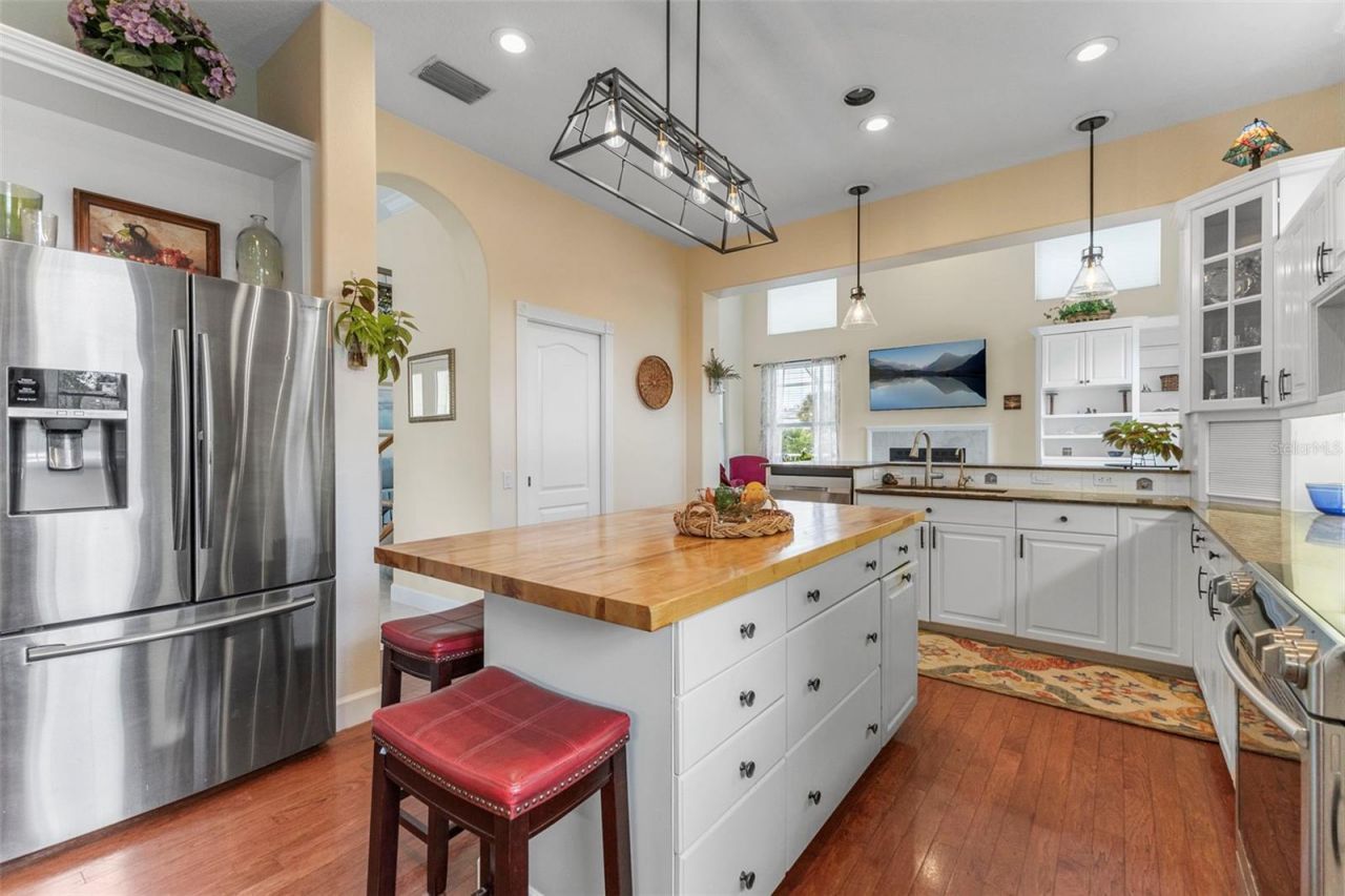 5334 Calle Florida, Sarasota, FL 34242 Photo