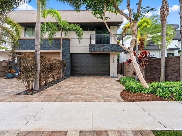 928 NE 16th Avenue, Unit 928, Fort Lauderdale, FL 33304