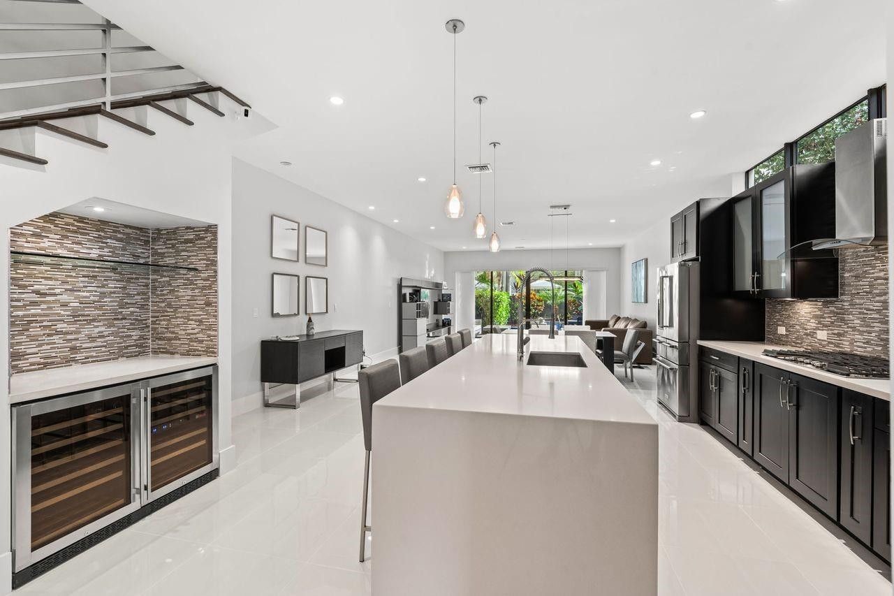 928 NE 16th Avenue, Unit 928, Fort Lauderdale, FL 33304 Photo