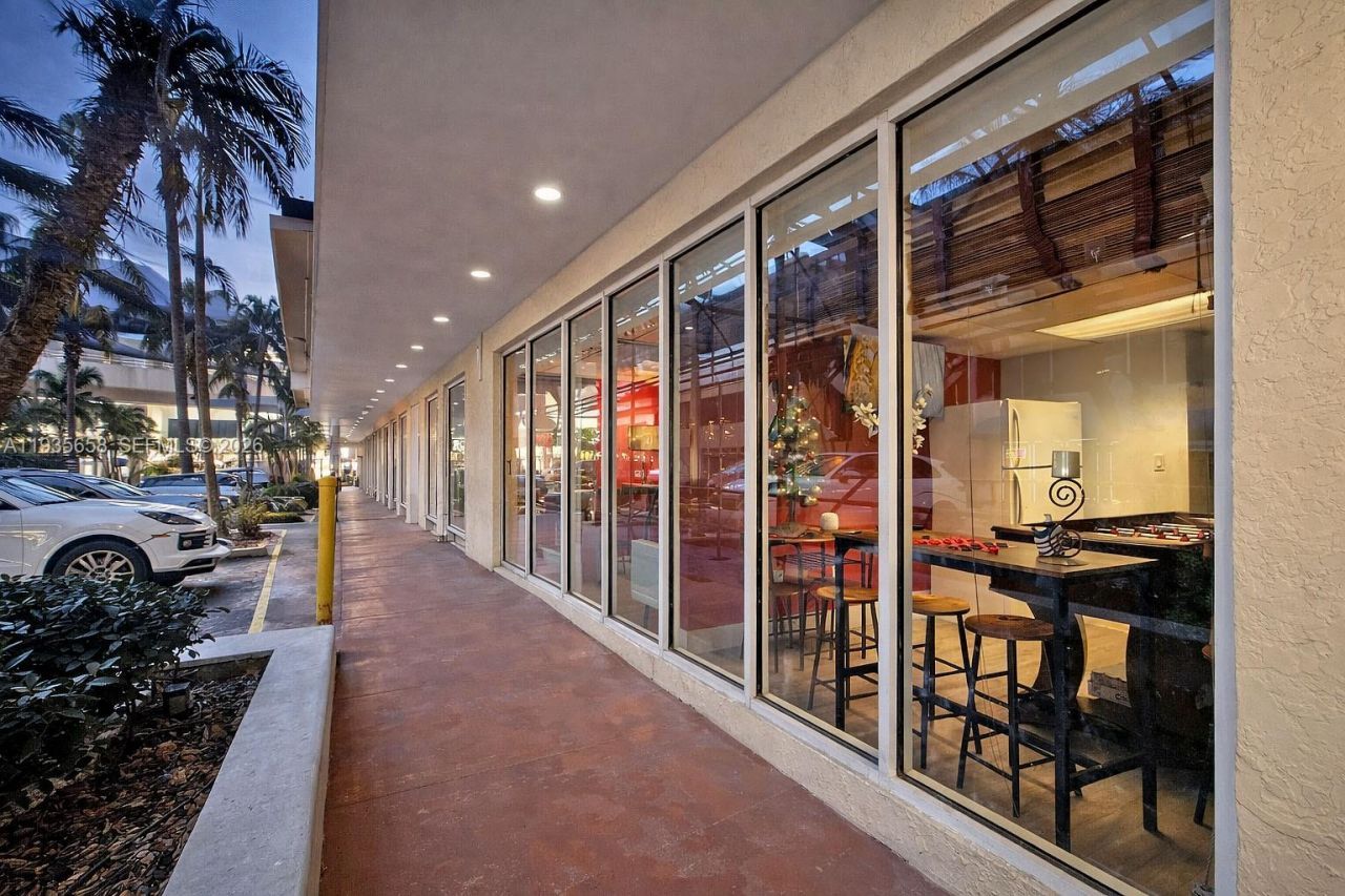 7601 E Treasure Dr, Unit 611, North Bay Village, FL 33141 Photo