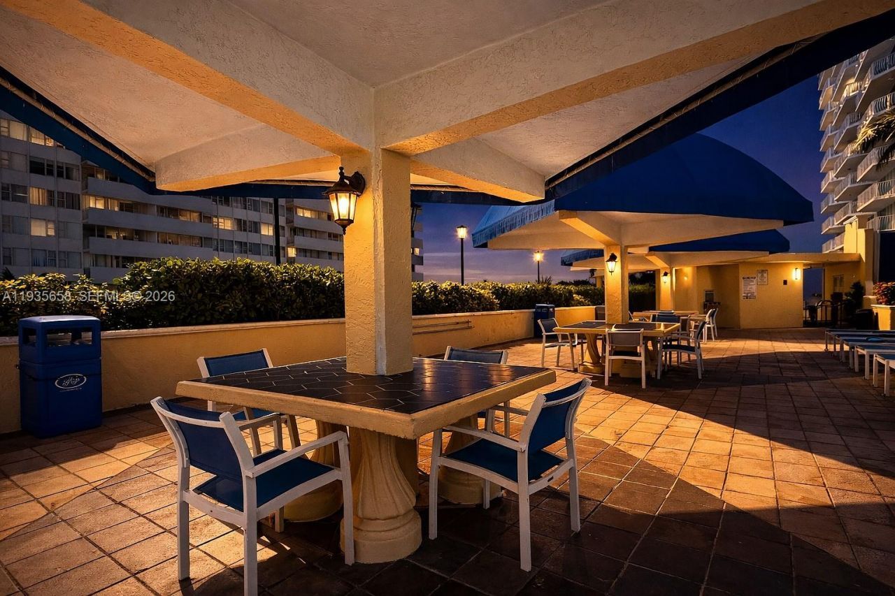 7601 E Treasure Dr, Unit 611, North Bay Village, FL 33141 Photo