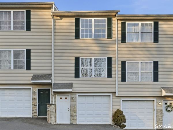 135 Bucks Hill, Unit APT 10, Waterbury, CT 06704