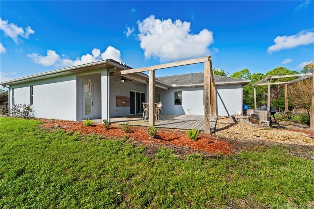 6347 SW Travers Street, Palm City, FL 34990 Photo
