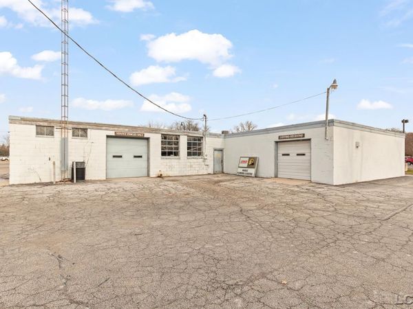 1108 W Chicago Blvd, Tecumseh, MI 49286