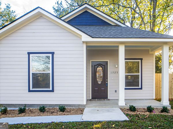 1725 Dunn Street, Savannah, GA 31415