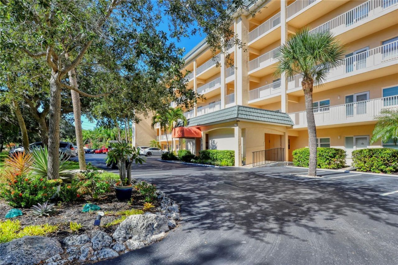 8625 Midnight Pass Road, Unit 305B, Sarasota, FL 34242 Photo