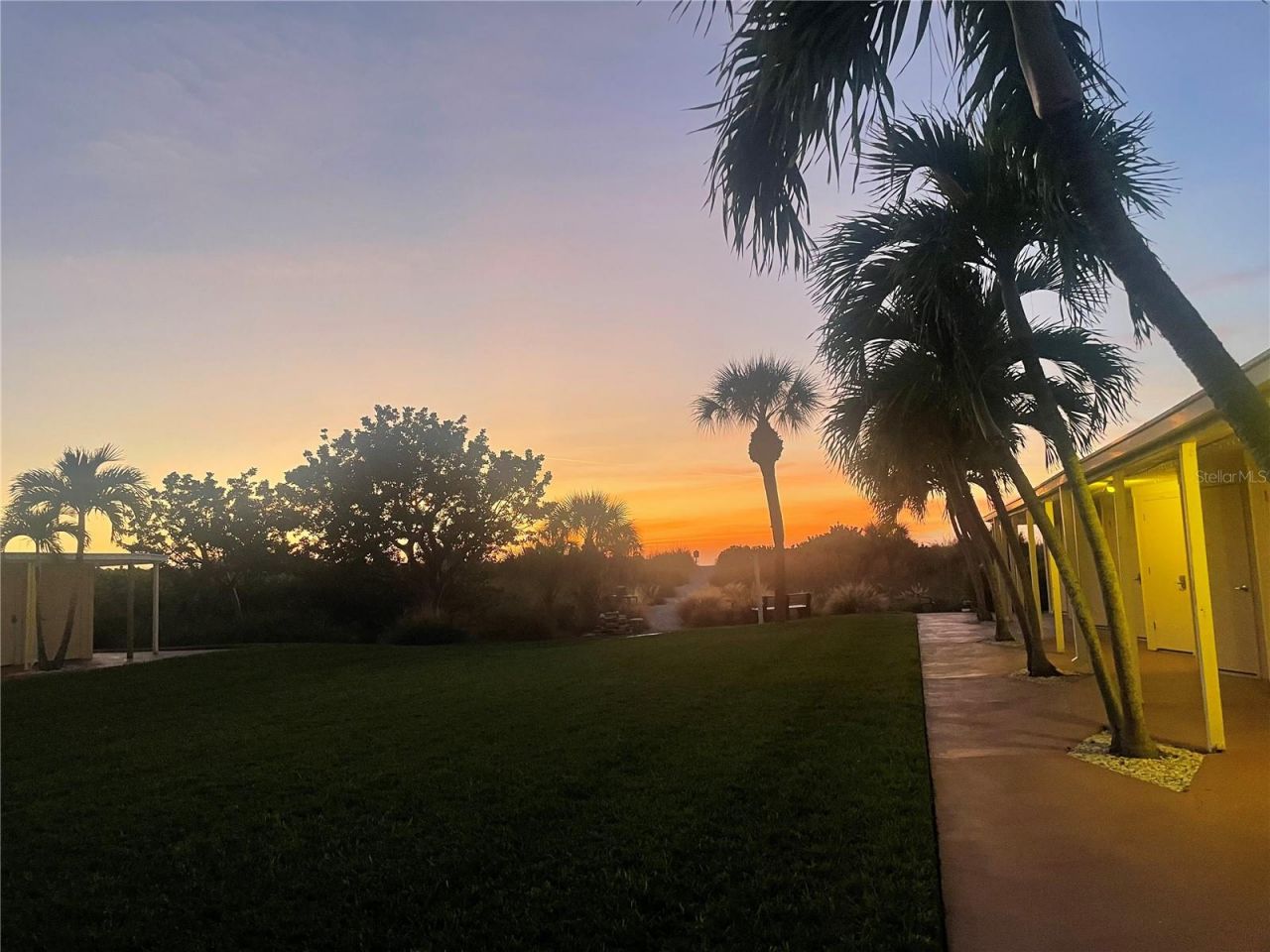 8625 Midnight Pass Road, Unit 305B, Sarasota, FL 34242 Photo