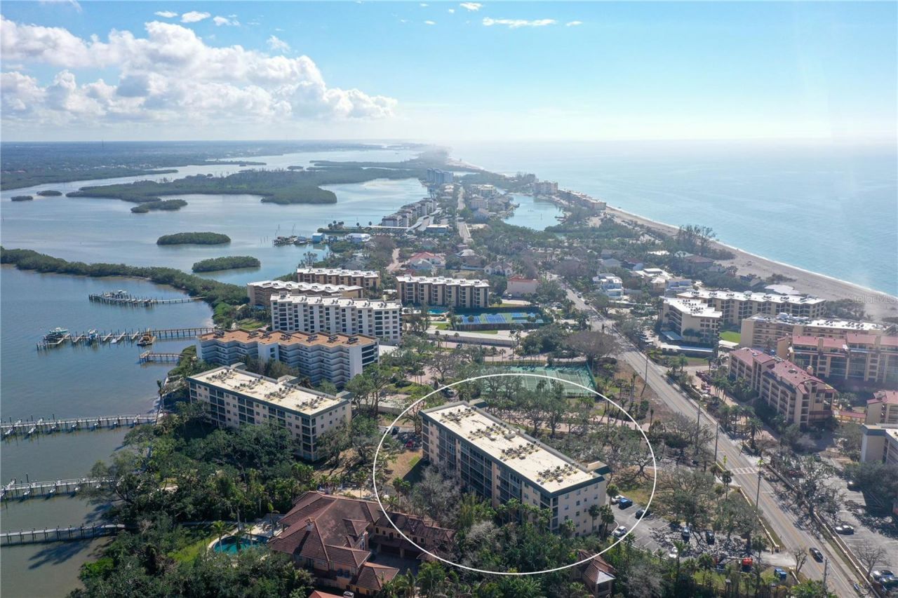 8625 Midnight Pass Road, Unit 305B, Sarasota, FL 34242 Photo