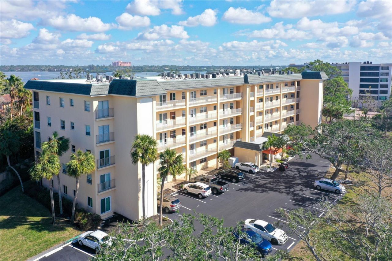 8625 Midnight Pass Road, Unit 305B, Sarasota, FL 34242 Photo