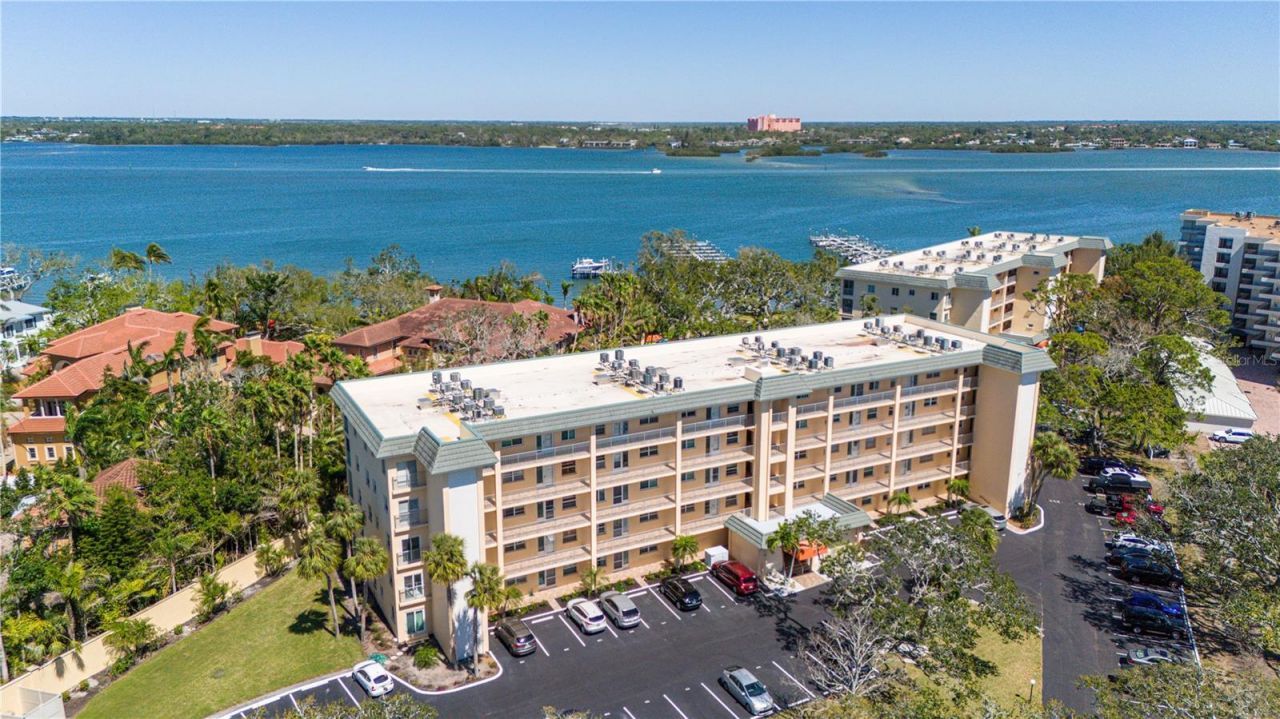 8625 Midnight Pass Road, Unit 305B, Sarasota, FL 34242 Photo