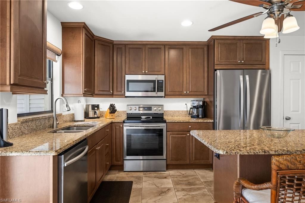 4803 SW Santa Barbara Ct, Unit 8, Cape Coral, FL 33914 Photo