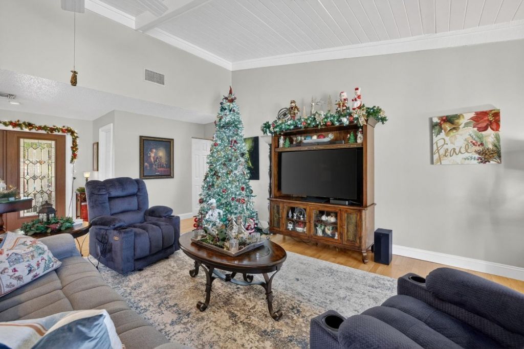 7409 Corkwood Ter, Tamarac, FL 33321 Photo