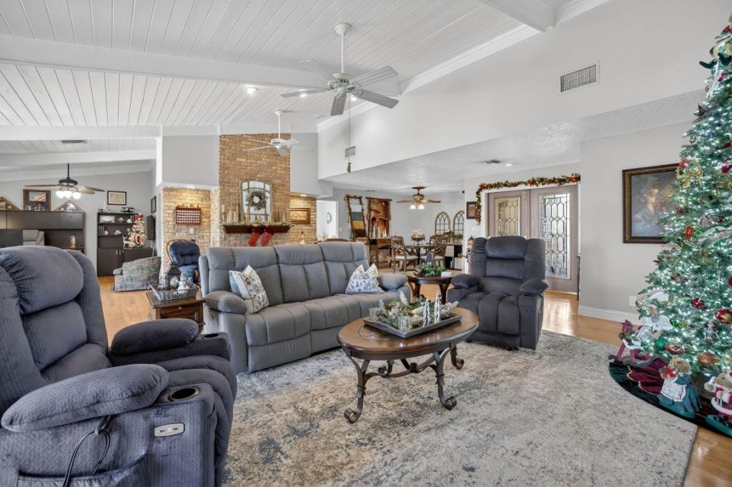 7409 Corkwood Ter, Tamarac, FL 33321 Photo