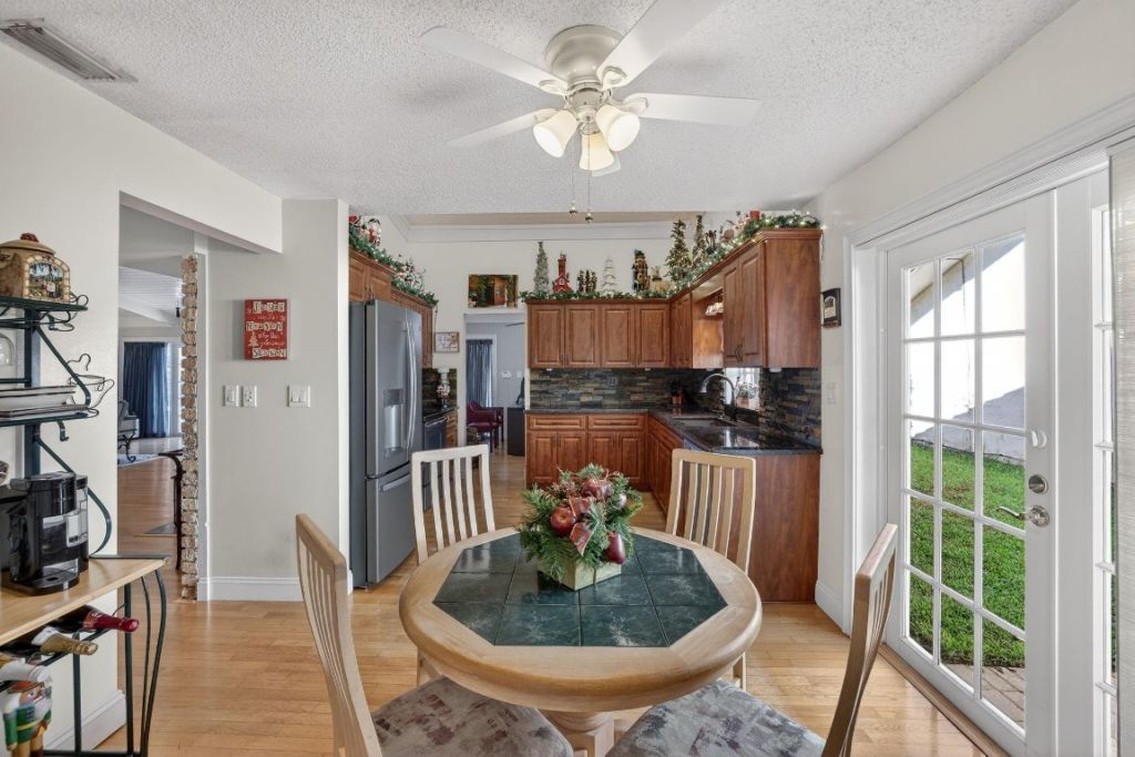 7409 Corkwood Ter, Tamarac, FL 33321 Photo