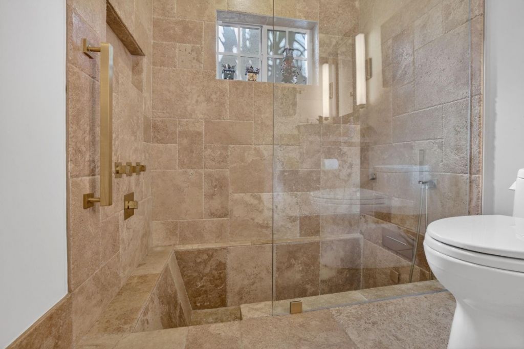 7409 Corkwood Ter, Tamarac, FL 33321 Photo