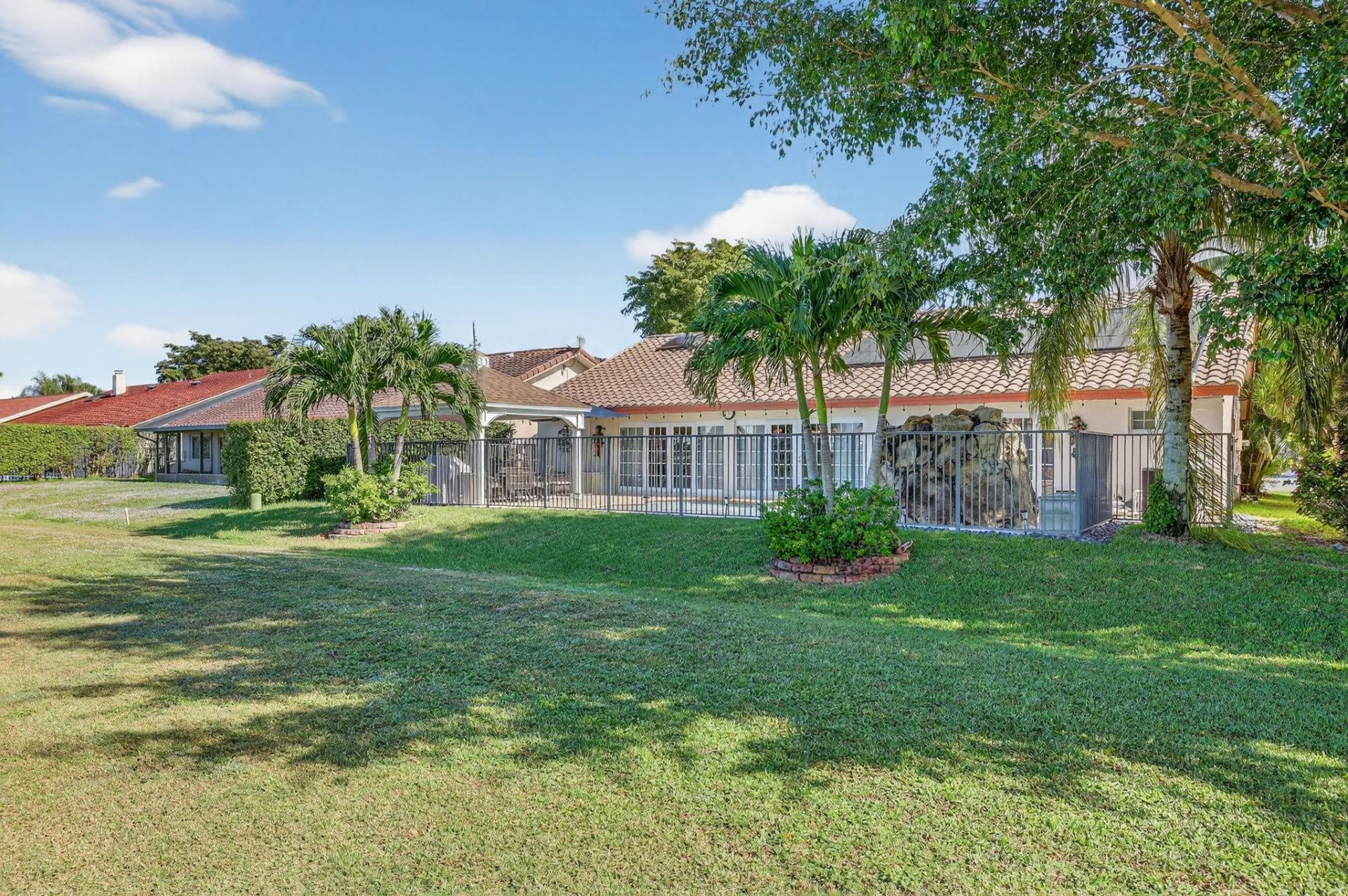 7409 Corkwood Terrace, Tamarac, FL 33321 Photo
